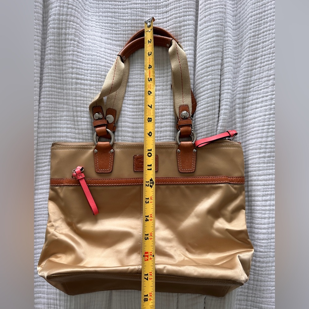 Authentic Coach Khaki Nylon Tote bag - Picture 8 of 16